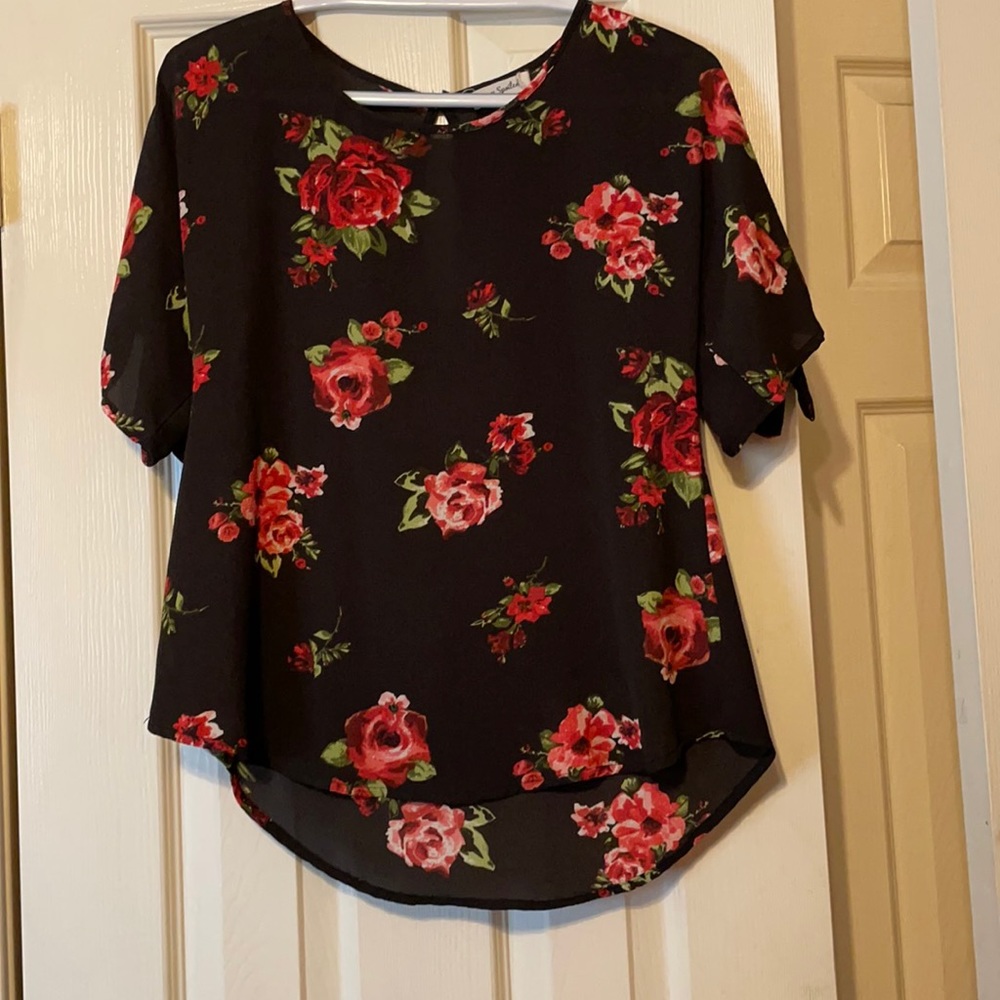 Live to Be Spoiled, Size S, black and rose print